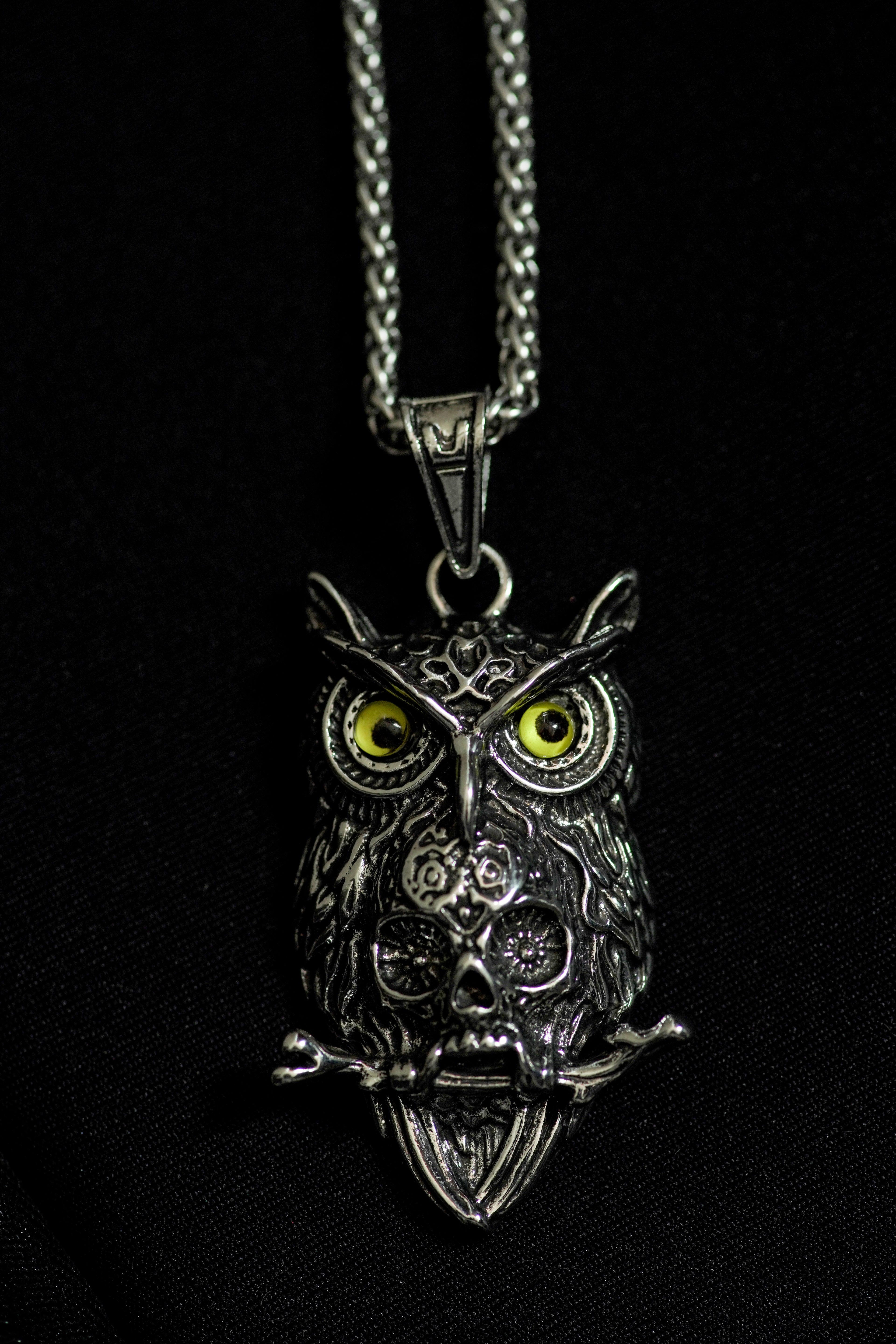 Collar de Buho Calavera Gótico