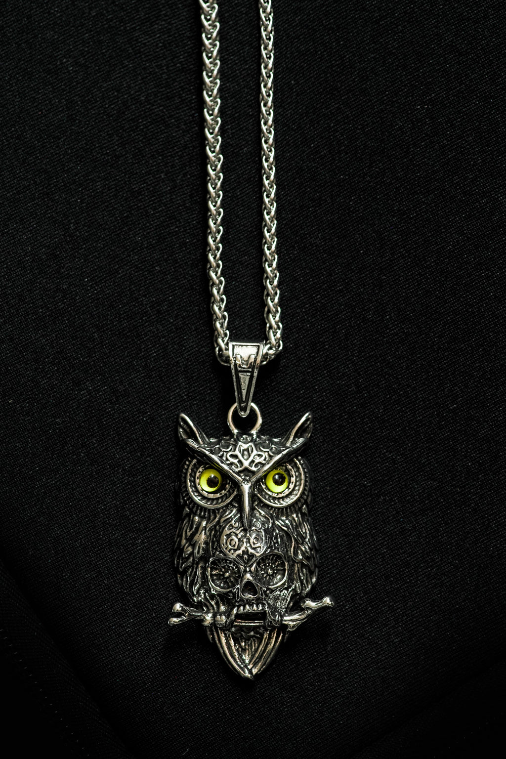 Collar de Buho Calavera Gótico